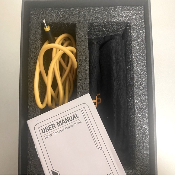 NIB Sealed Shargeek Storm 2 Portable Charger 100W 25600mAh Power Bank - Picture 7 of 16